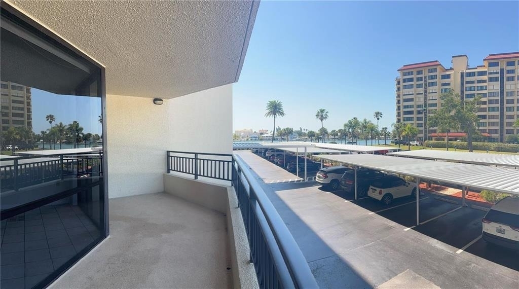 690 Island Way - Photo 5