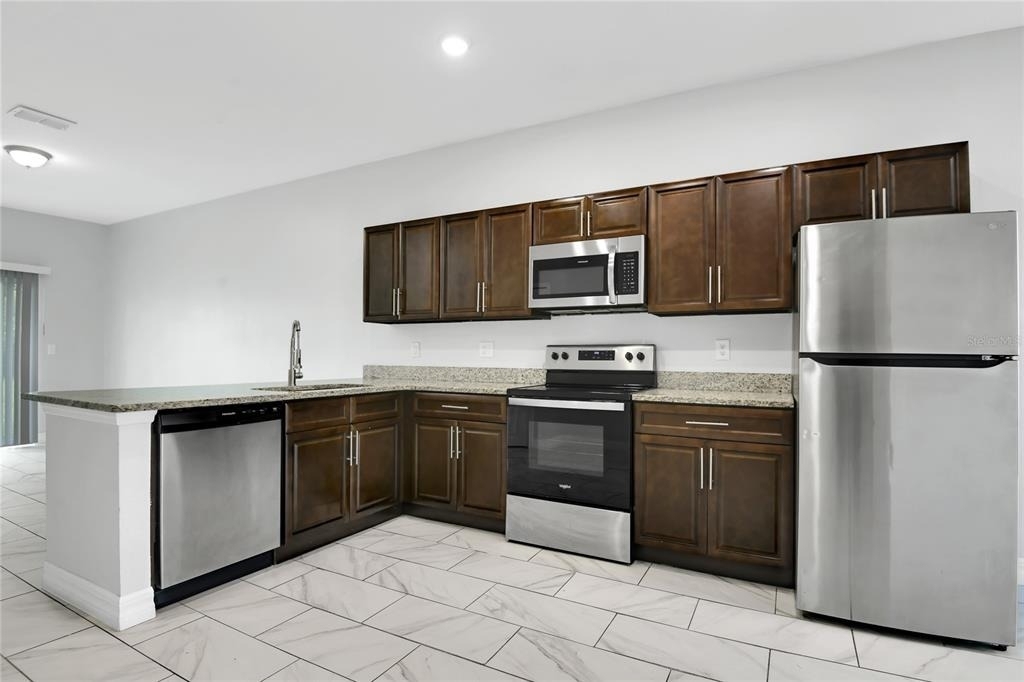754 Mink Ct - Photo 4