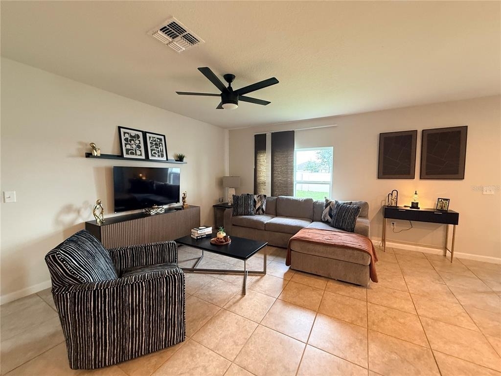1169 Lexington Lane - Photo 10