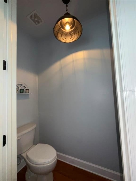 113 S Packwood Avenue - Photo 8