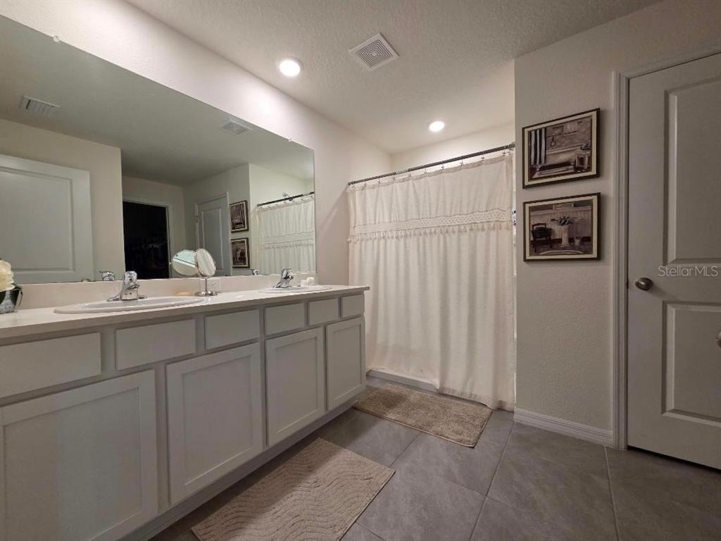 4446 Bayridge Court - Photo 14
