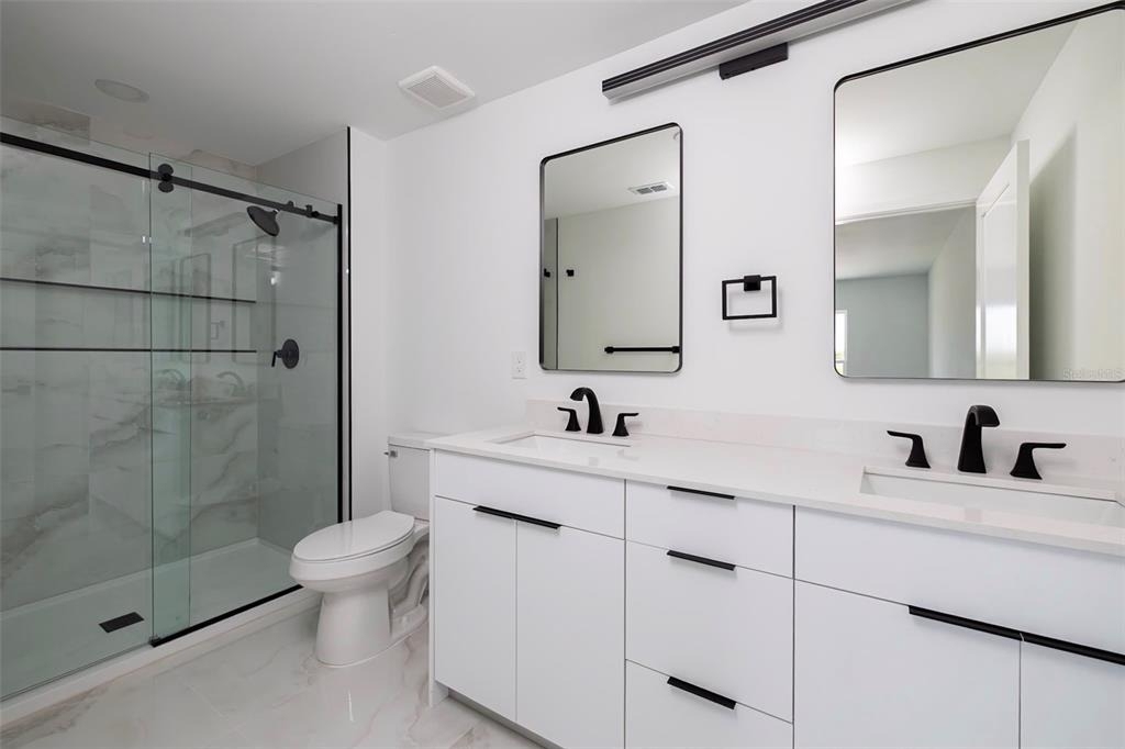 2025 Barroso Street - Photo 5