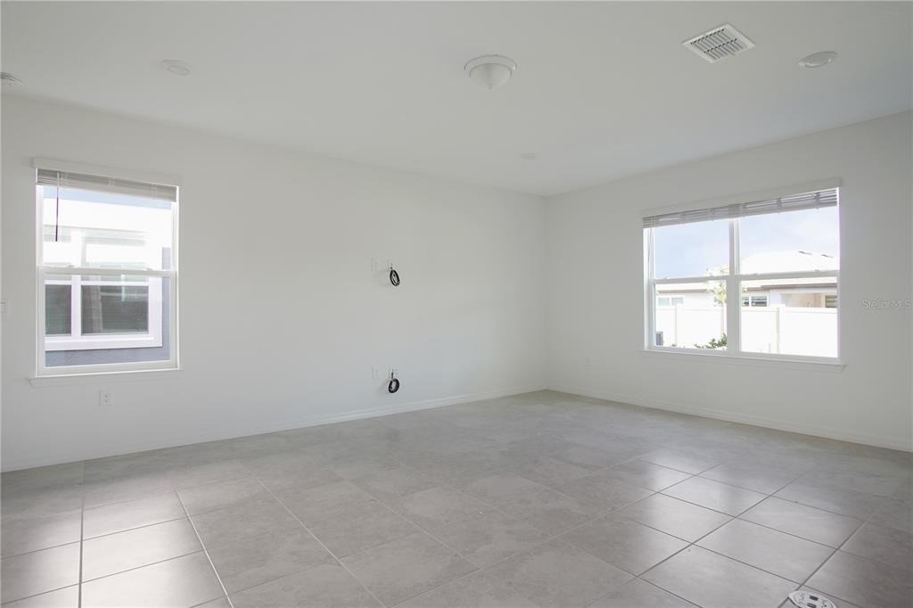 437 Waterford Drive - Photo 7