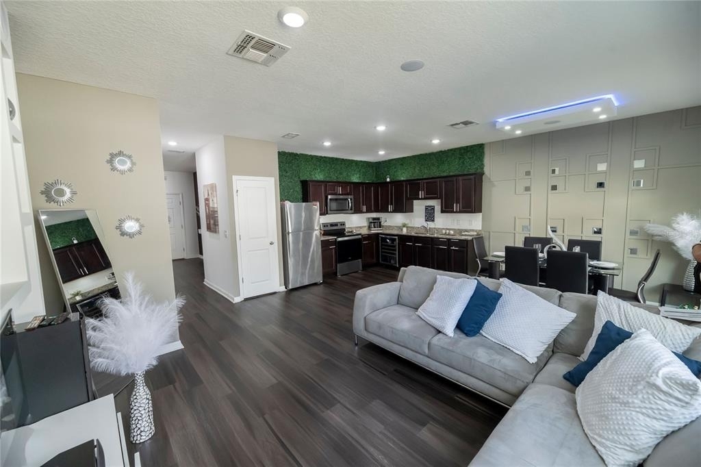 844 Grandin Street - Photo 11