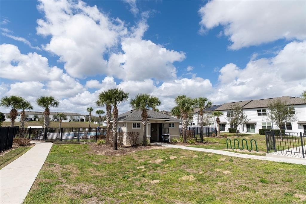 844 Grandin Street - Photo 36