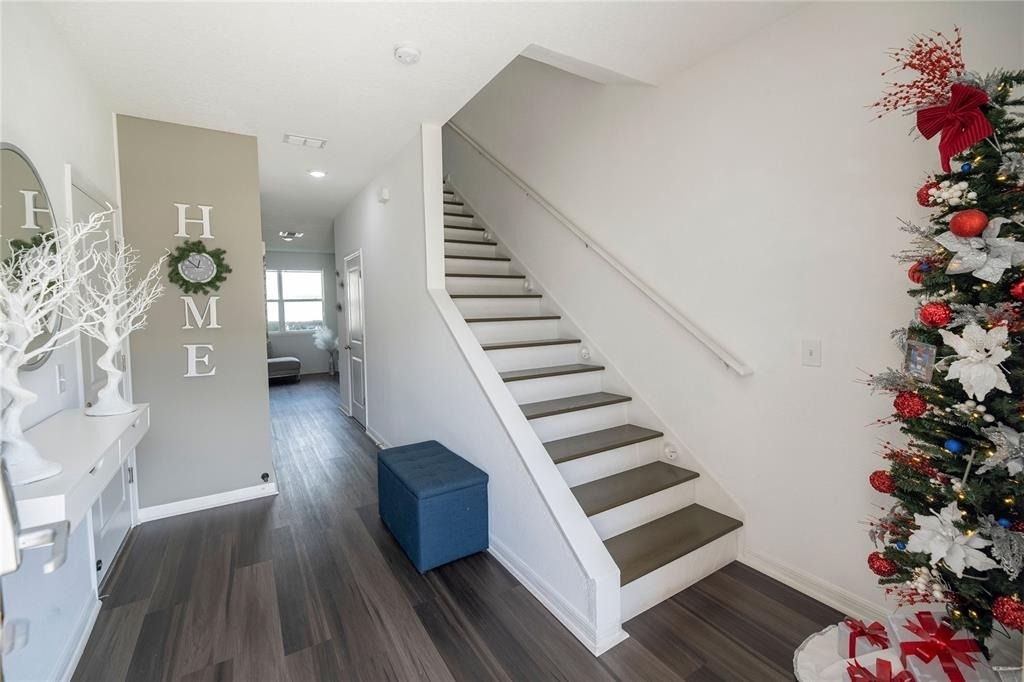 844 Grandin Street - Photo 4