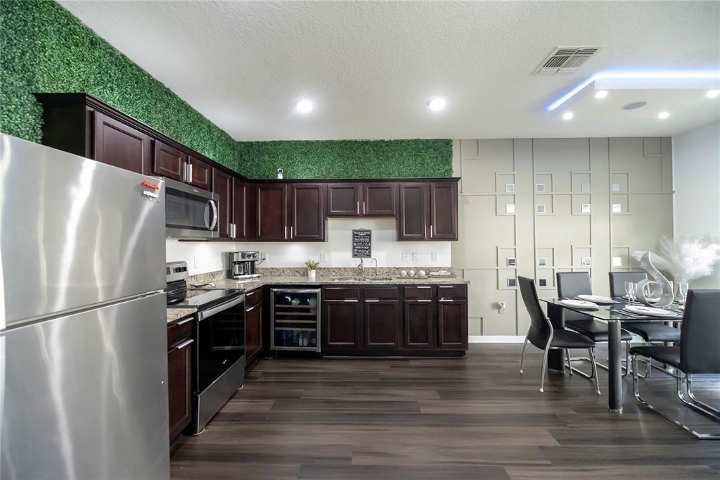 844 Grandin Street - Photo 12