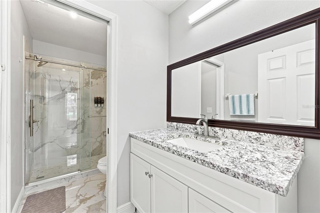 2537 Chatham Circle - Photo 4