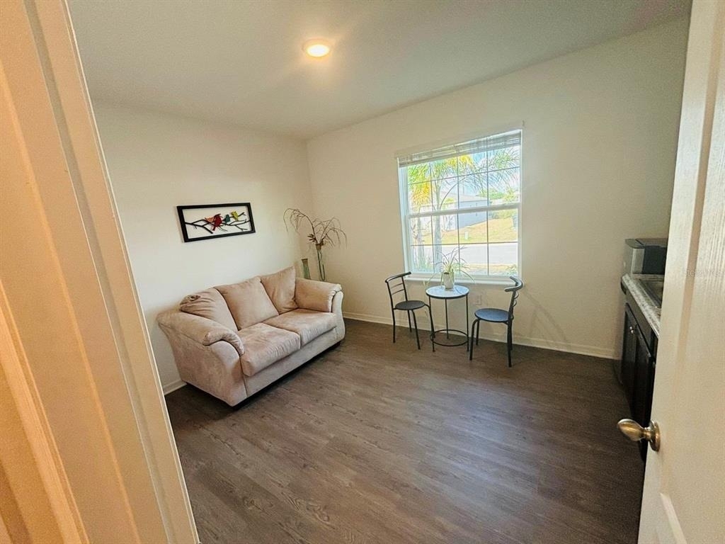 4962 Jackson Street - Photo 3