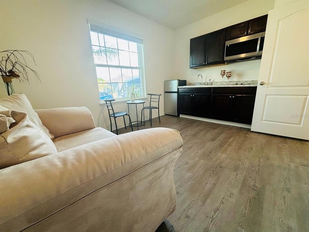 4962 Jackson Street - Photo 2