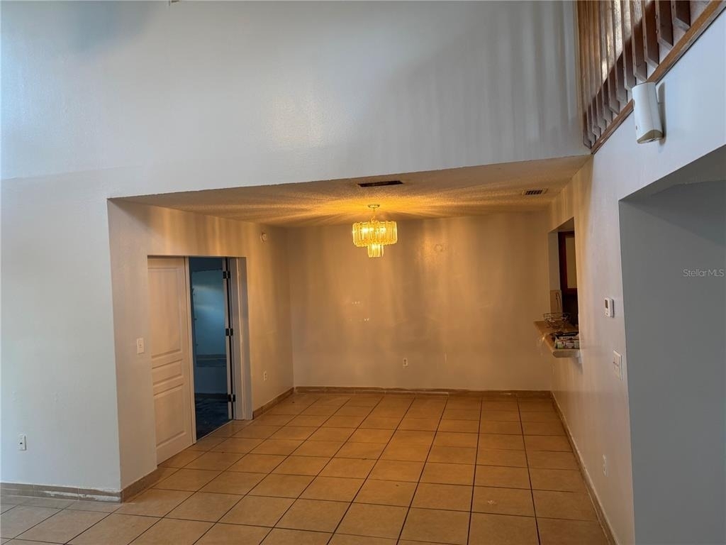 1212 Indian Bluff Drive - Photo 2