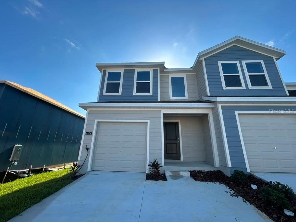 1554 Plank Place - Photo 0