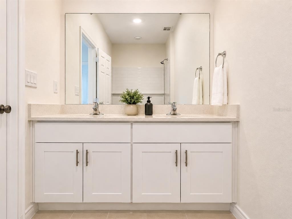 1180 Wycliffe Way - Photo 11