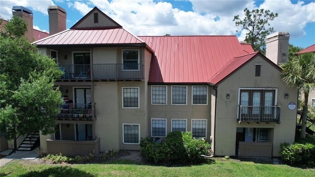 249 Afton Square - Photo 1