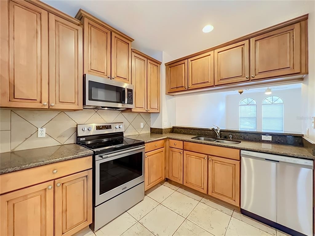 5305 Bacara Cove - Photo 16