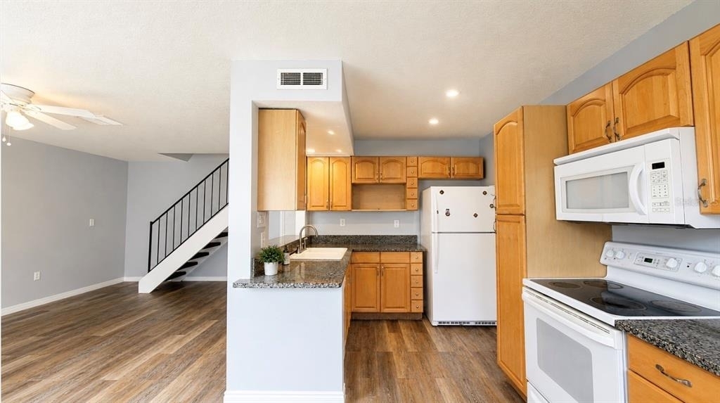 4126 Yellow Pine Lane - Photo 5