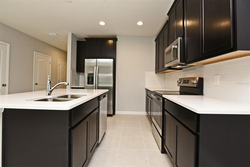 318 Cape Honeysuckle Place - Photo 12