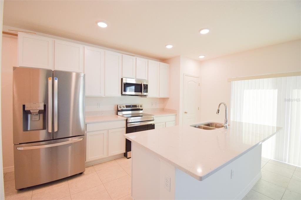 553 Pawnee Court - Photo 6