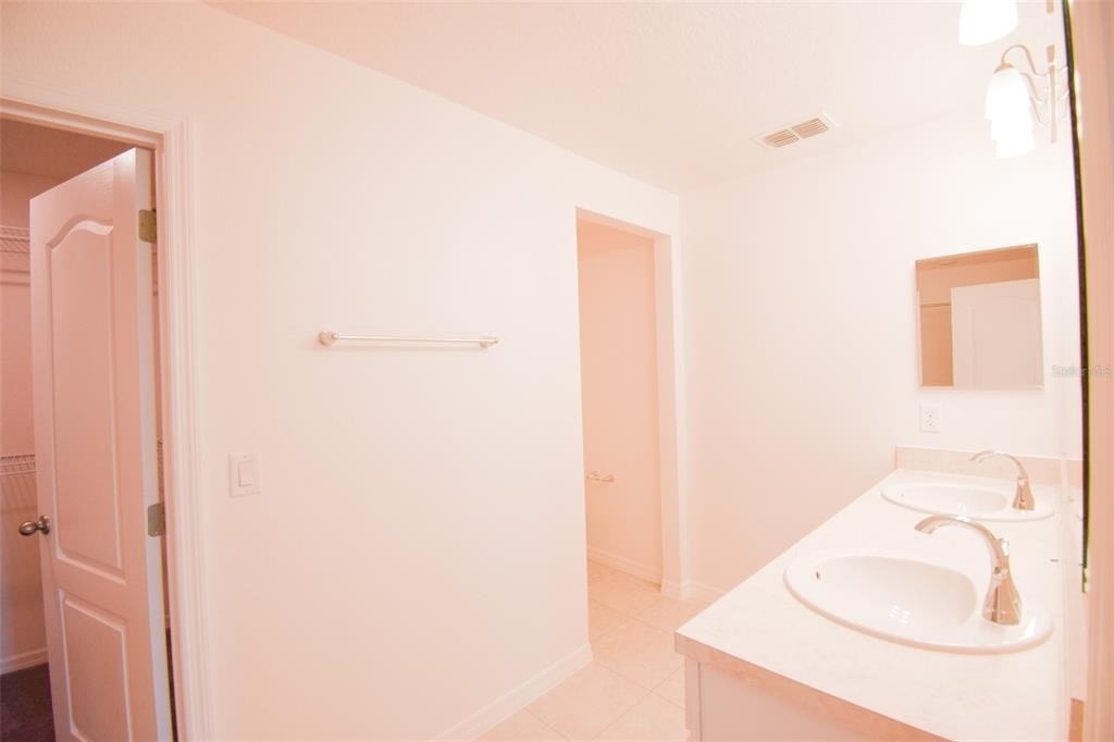 553 Pawnee Court - Photo 25