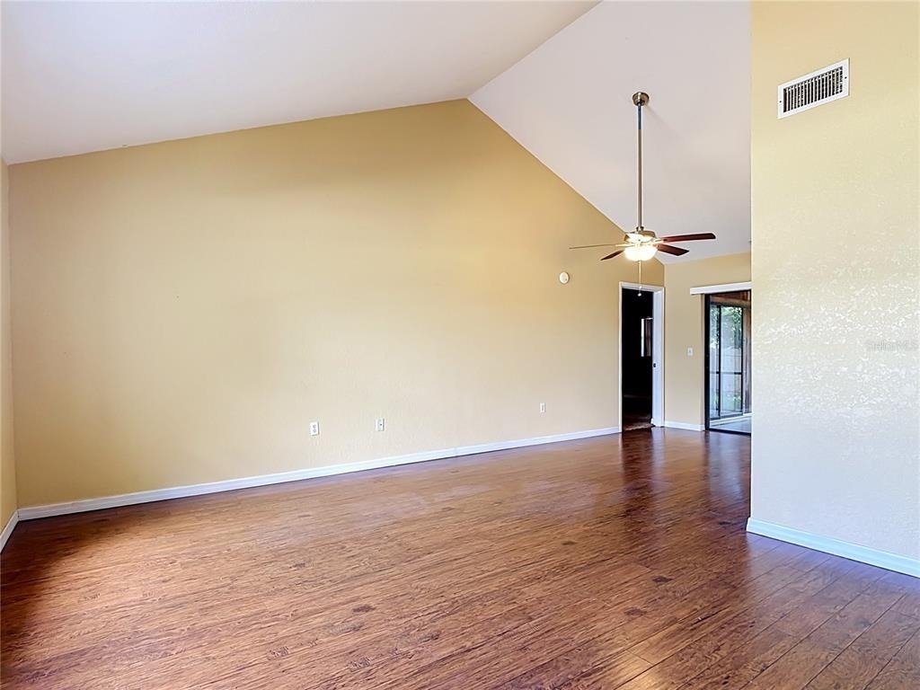 2108 Jonathan Lane - Photo 3
