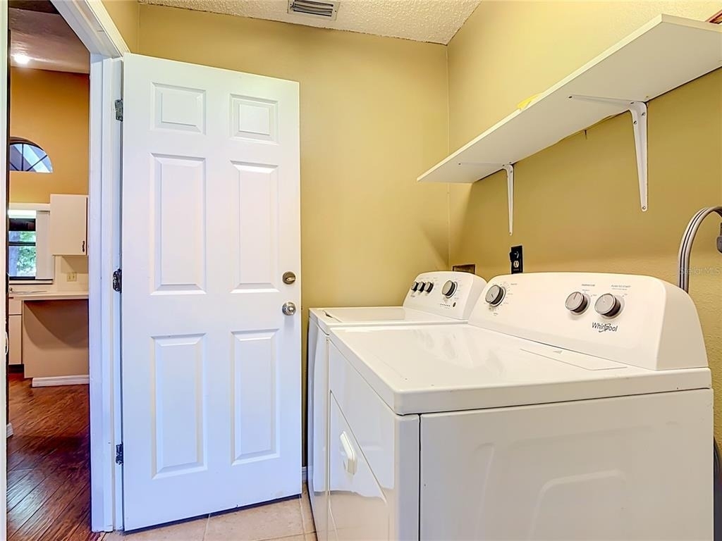 2108 Jonathan Lane - Photo 32