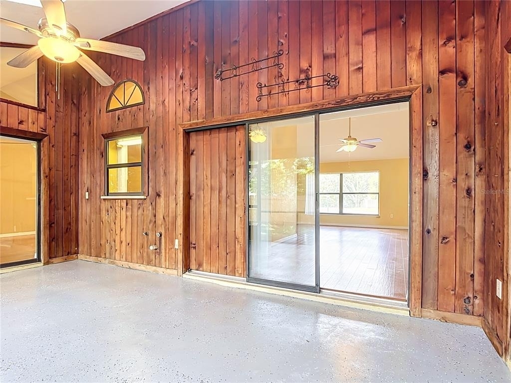 2108 Jonathan Lane - Photo 35