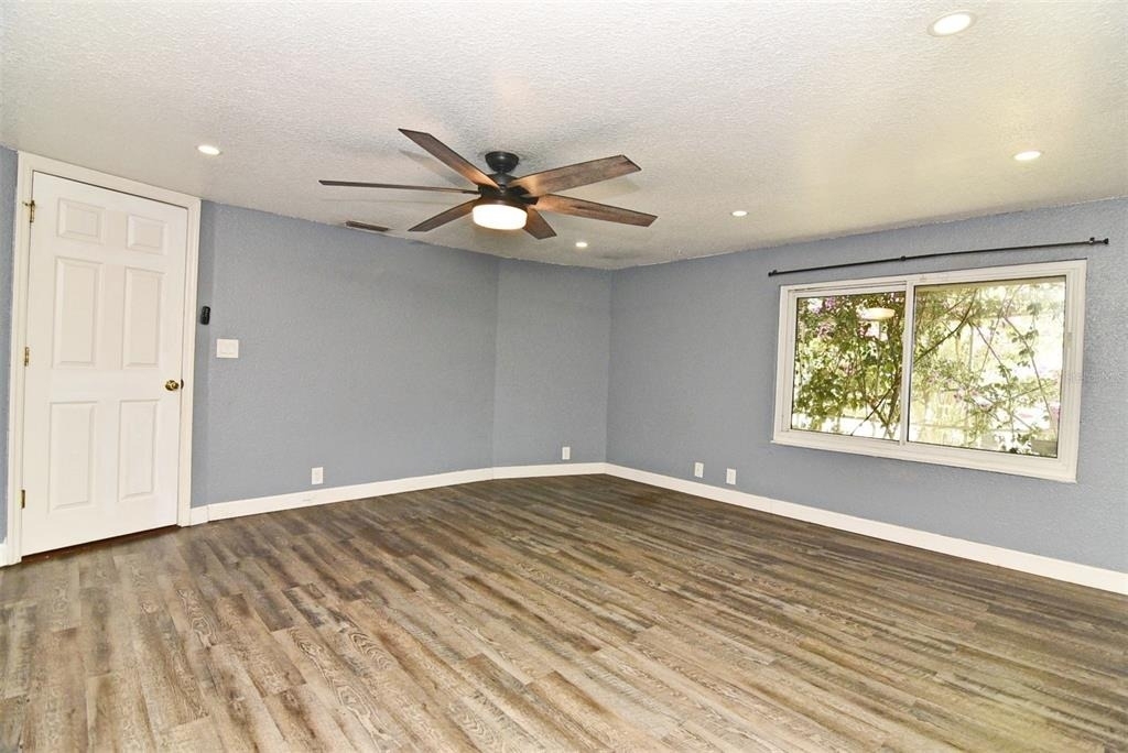7033 Easter Street - Photo 34