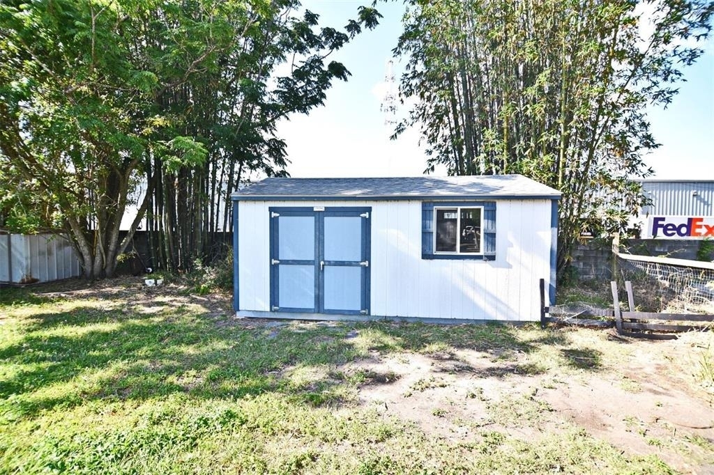 7033 Easter Street - Photo 6