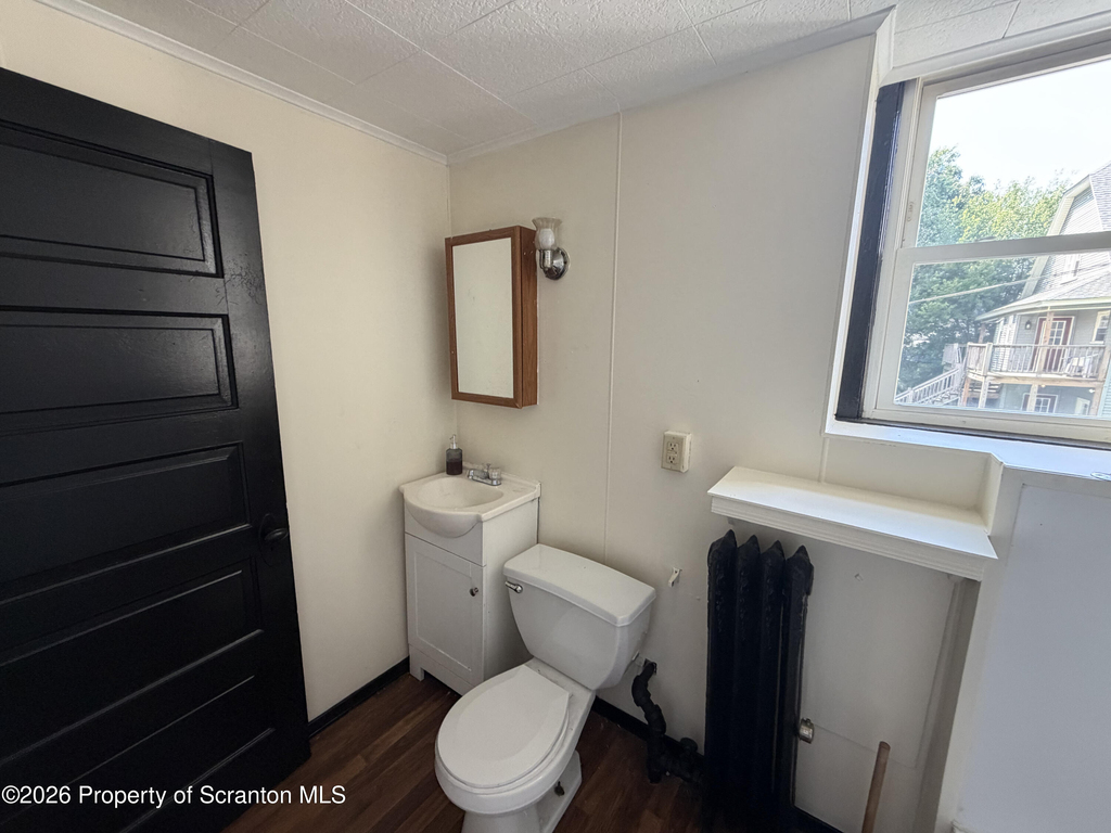 610 Moosic Street - Photo 6