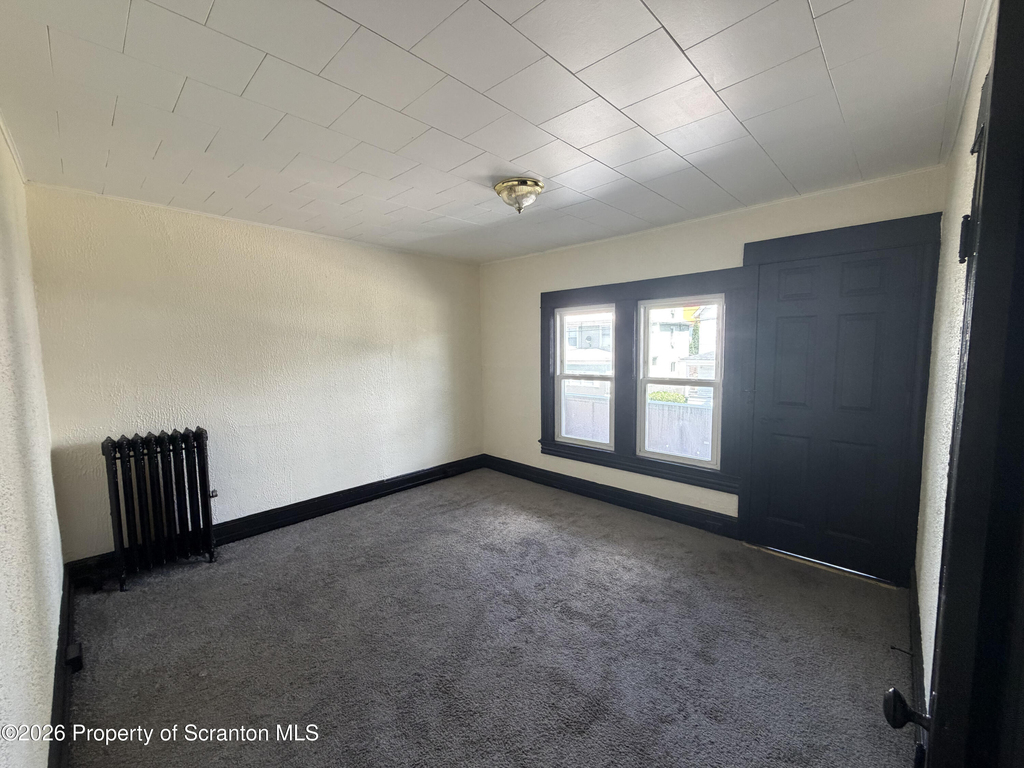 610 Moosic Street - Photo 4