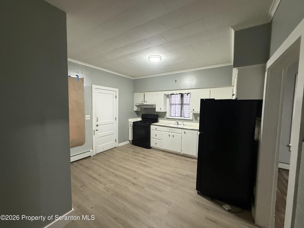 619 Harrison Avenue - Photo 4