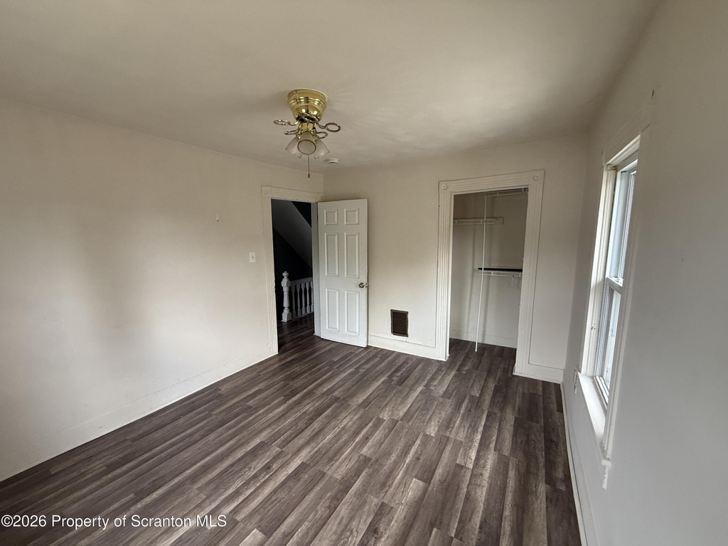 617 Harrison Avenue - Photo 10