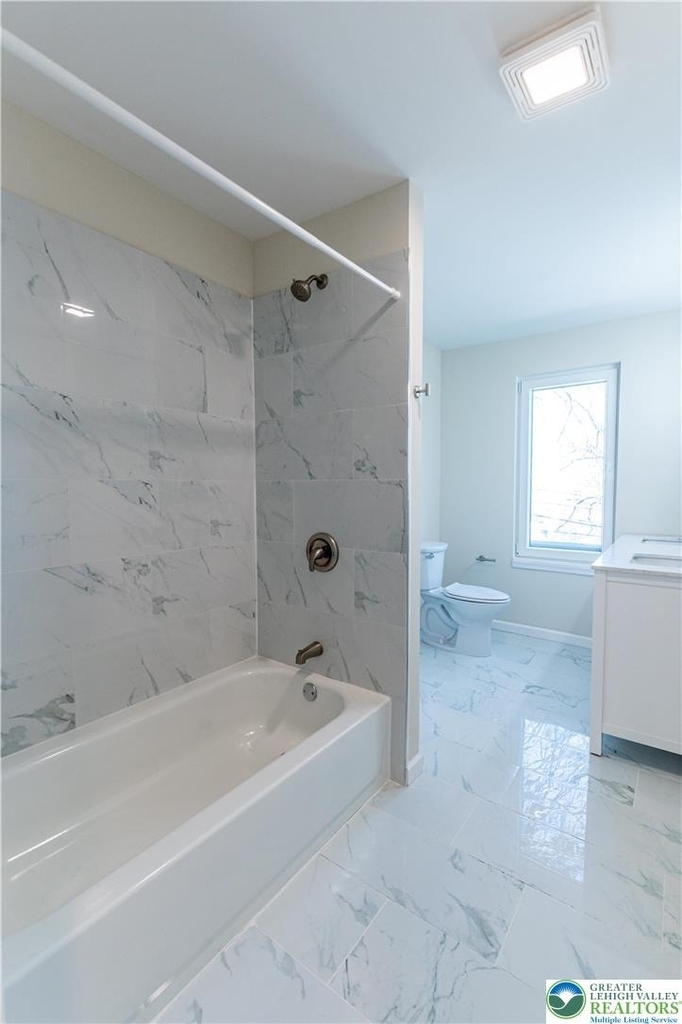 1156 William Street - Photo 32