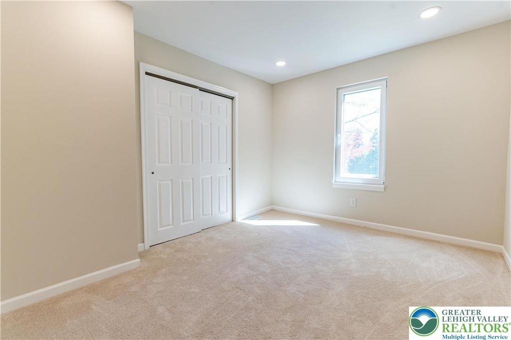 1156 William Street - Photo 25