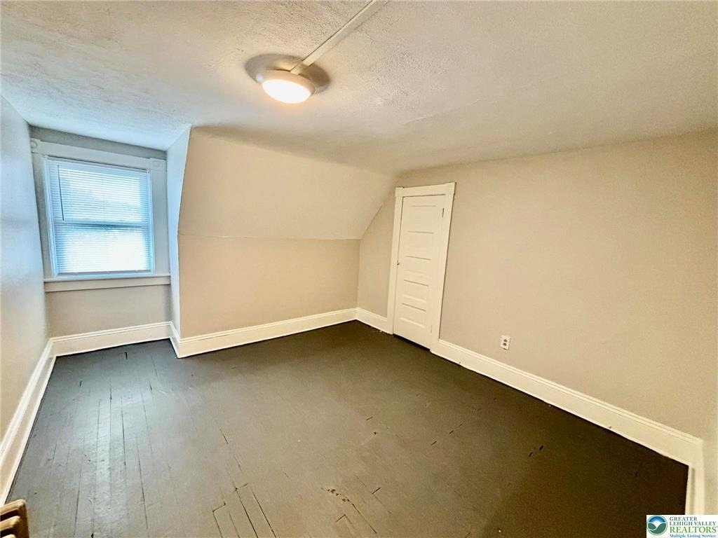 1840 Fairview Avenue - Photo 1
