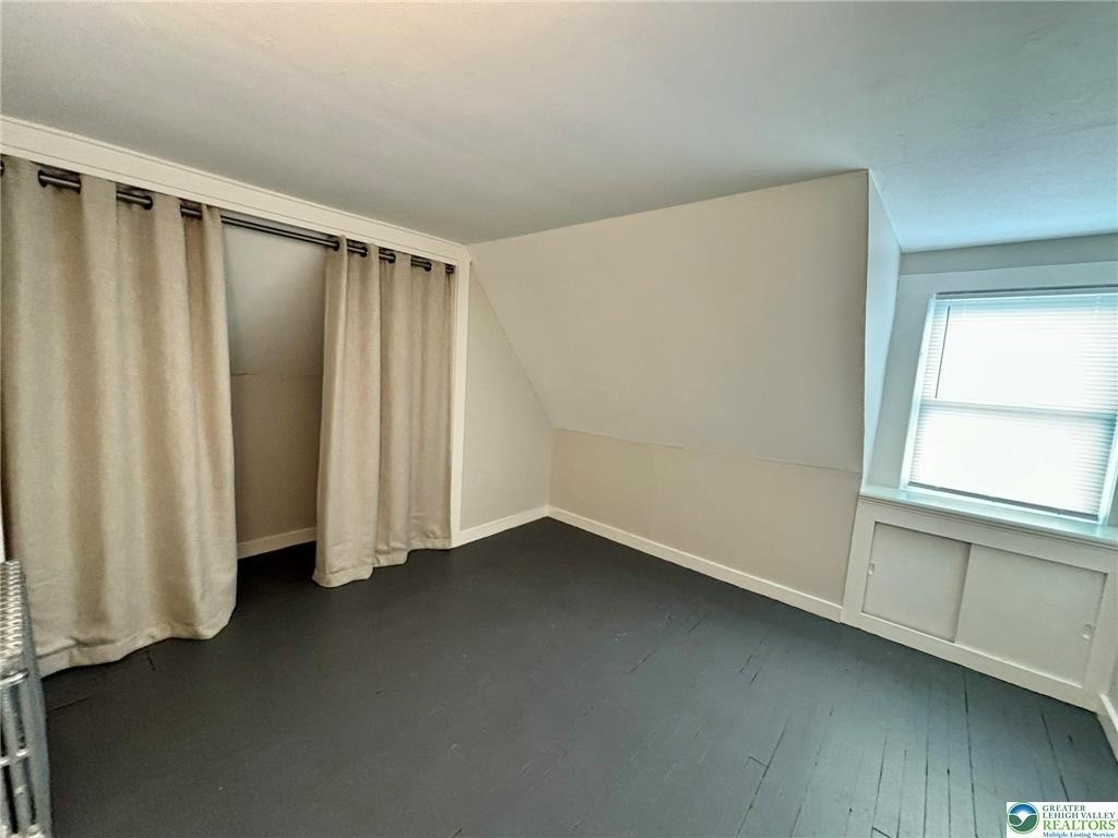 1840 Fairview Avenue - Photo 4