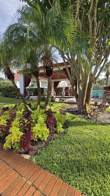 11574 Westwood Boulevard - Photo 28