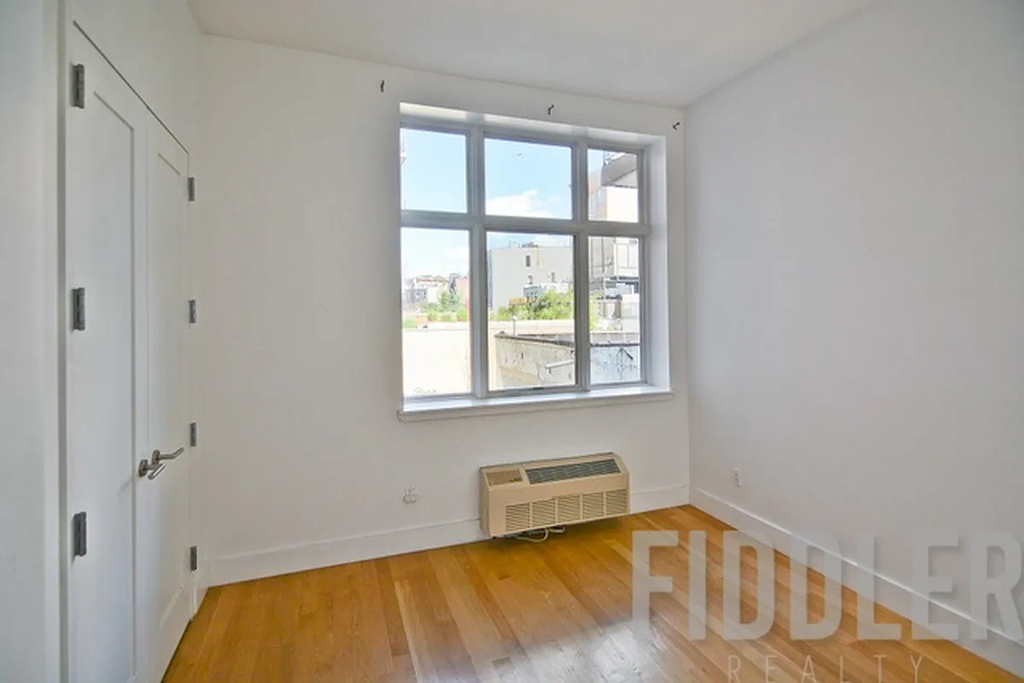 140 Hope Street - Photo 8