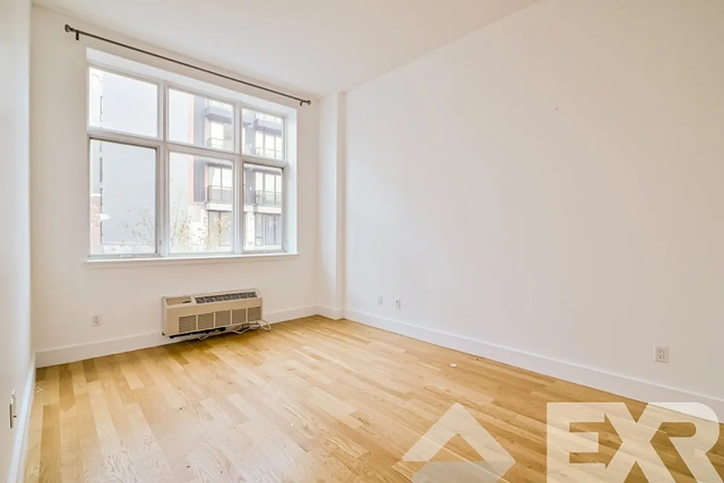 140 Hope Street - Photo 4