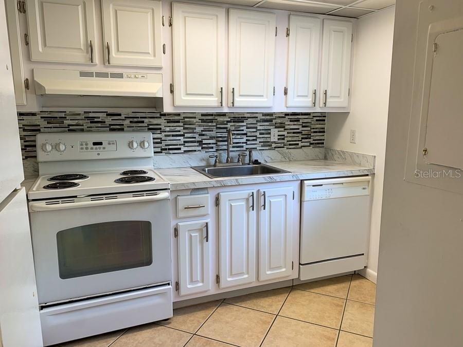 605 Sw 75th Street - Photo 1