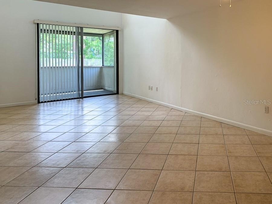 605 Sw 75th Street - Photo 2