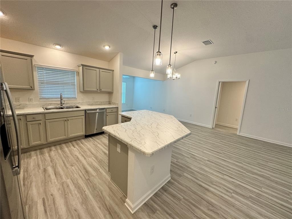 528 Cherry Creek Way - Photo 4