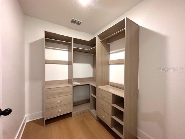 250 E Collins Street - Photo 9