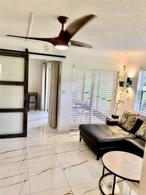 19505 Quesada Avenue - Photo 9
