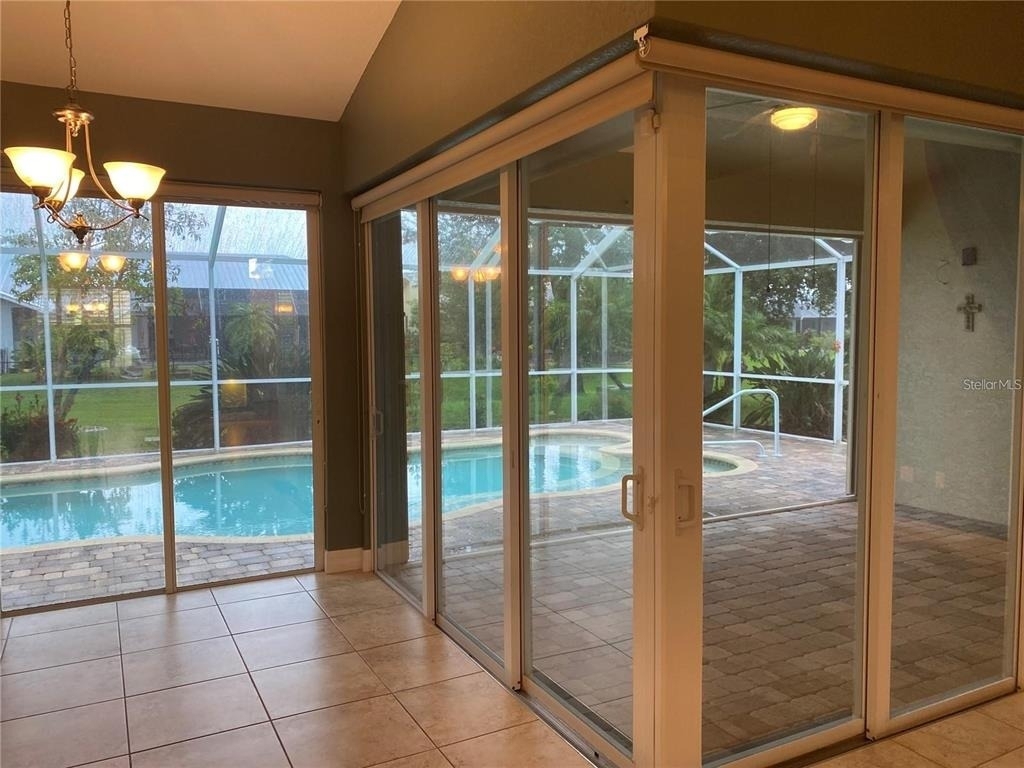 2312 Nuremberg Boulevard - Photo 3
