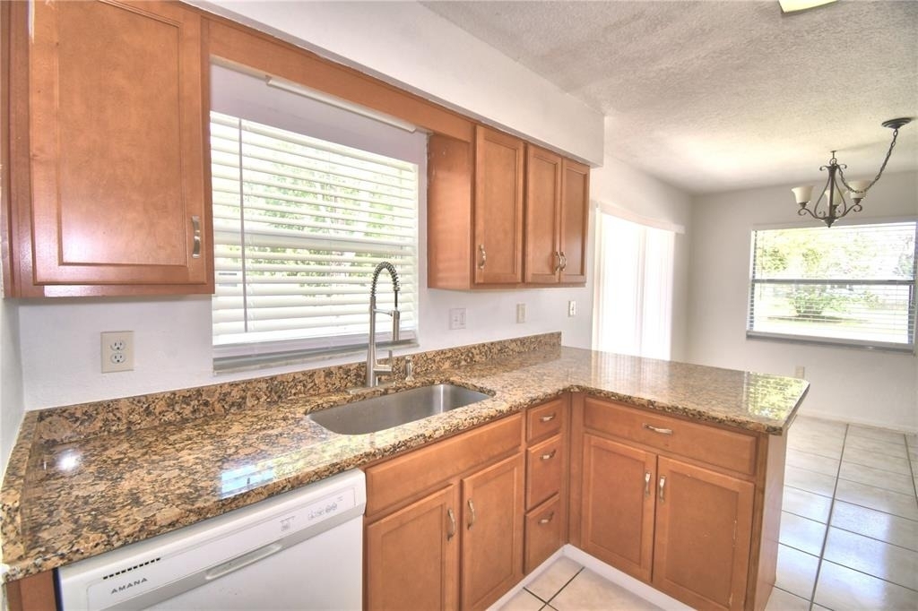 914 Grape Avenue - Photo 15