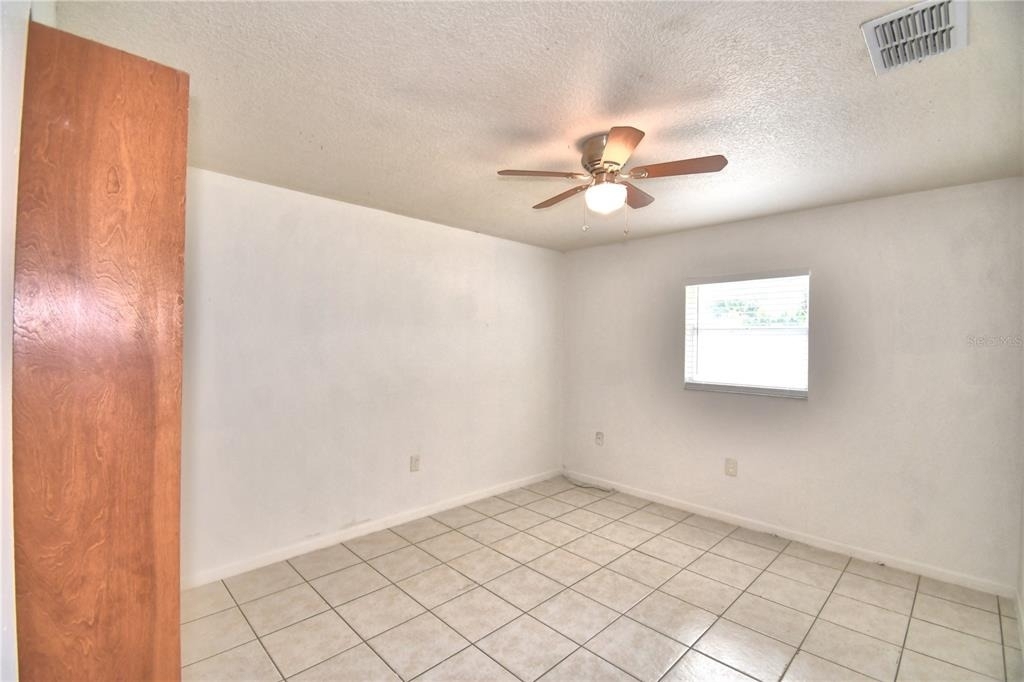 914 Grape Avenue - Photo 24