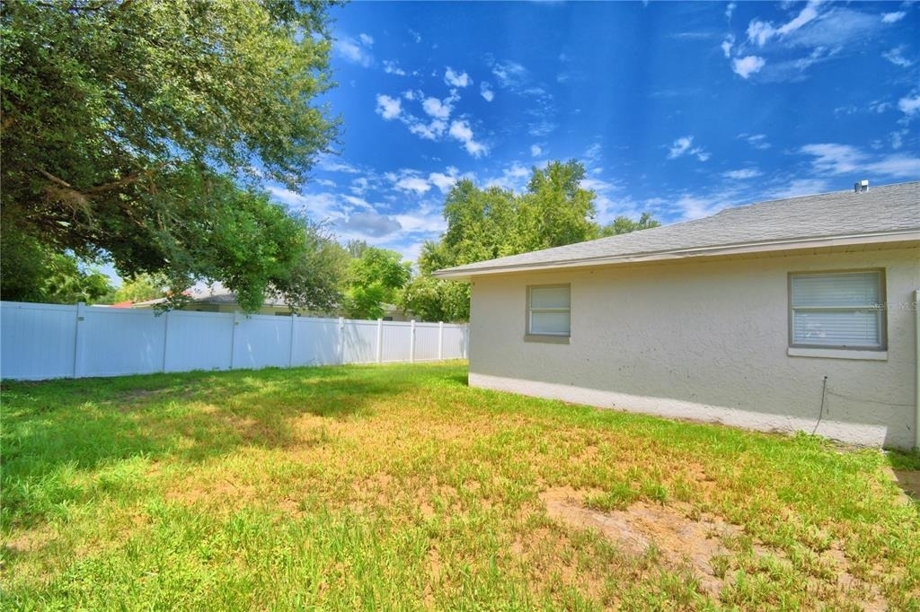 914 Grape Avenue - Photo 33