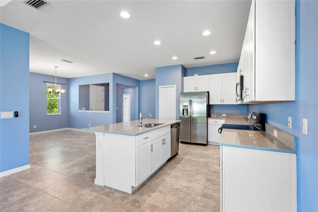 8561 Whispering Street - Photo 7