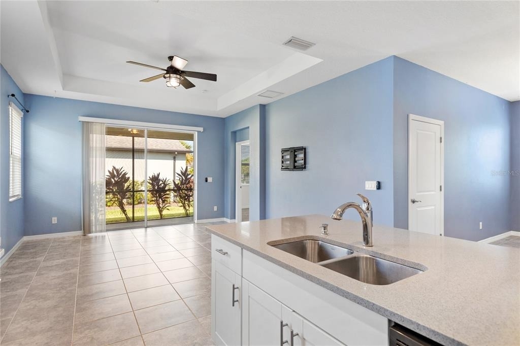 8561 Whispering Street - Photo 9